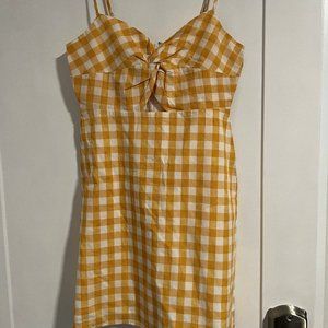NEW Full Tilt musta knot front Gingham checkered Dress Small Yellow white